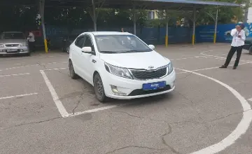 Kia Rio 2014 года за 4 000 000 тг. в Алматы фото 2