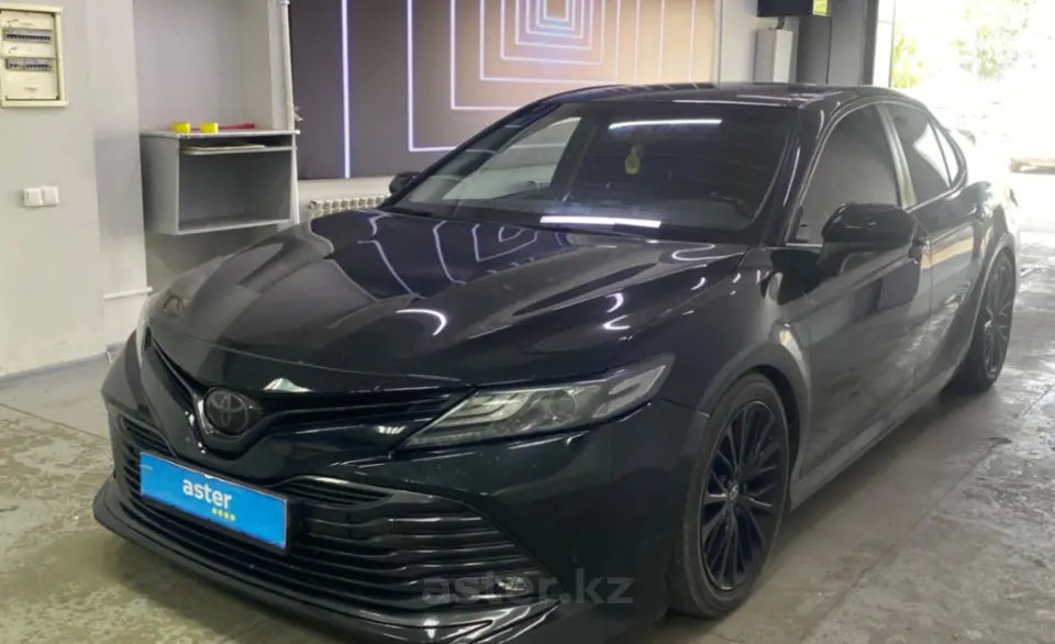 Toyota Camry 2019 года за 13 000 000 тг. в Павлодар