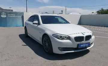 BMW 5 серии 2012 года за 7 500 000 тг. в Шымкент фото 2