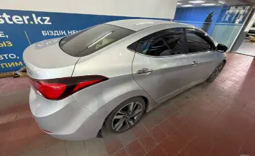 Hyundai Elantra 2015 года за 4 500 000 тг. в Астана фото 4