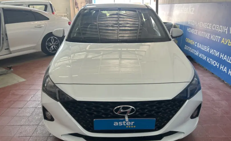 Hyundai Accent 2020 года за 6 000 000 тг. в Астана фото 2