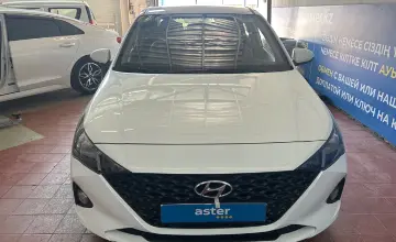 Hyundai Accent 2020 года за 6 000 000 тг. в Астана фото 2