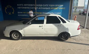 LADA (ВАЗ) Priora 2013 года за 1 800 000 тг. в Алматы фото 4