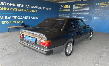 Mercedes-Benz W124 1992 года за 2 800 000 тг. в Алматы