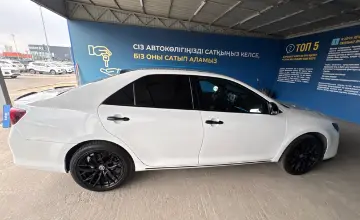 Toyota Camry 2013 года за 7 000 000 тг. в Алматы фото 4