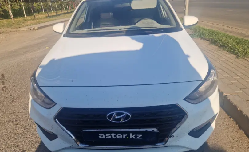 Hyundai Accent 2019 года за 7 000 000 тг. в Астана фото 2