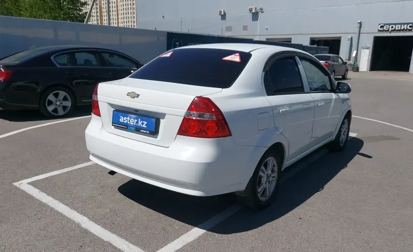 Chevrolet Aveo 2013 года за 3 000 000 тг. в Шымкент фото 3