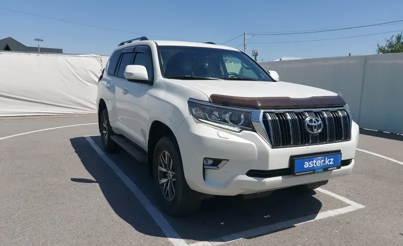 Toyota Land Cruiser Prado 2019 года за 25 000 000 тг. в Шымкент фото 2