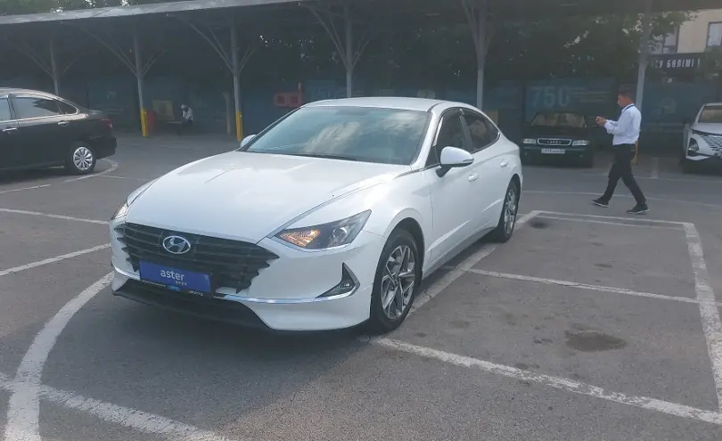 Hyundai Sonata 2022 года за 9 800 000 тг. в Алматы