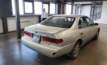 Toyota Camry 2000 года за 3 900 000 тг. в Астана фото 3