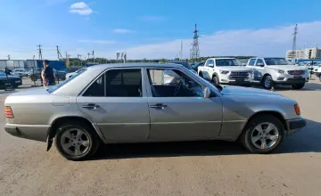 Mercedes-Benz W124 1991 года за 1 500 000 тг. в Петропавловск фото 4