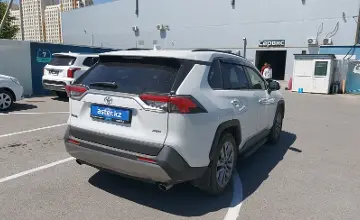 Toyota RAV4 2022 года за 18 000 000 тг. в Шымкент фото 3