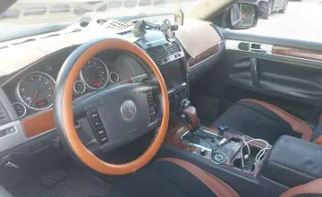 Volkswagen Touareg 2005 года за 5 500 000 тг. в Алматы фото 5