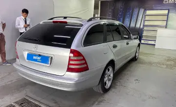 Mercedes-Benz C-Класс 2003 года за 3 500 000 тг. в Павлодар