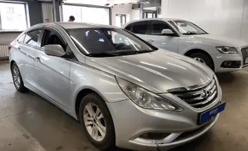 Hyundai Sonata 2010 года за 6 500 000 тг. в Астана фото 2