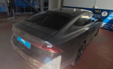 Audi A7 2021 года за 40 000 000 тг. в Астана