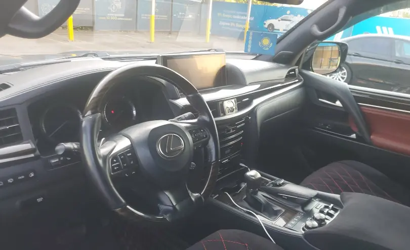 Lexus LX 2019 года за 48 000 000 тг. в Алматы фото 5