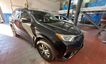 Toyota RAV4 2017 года за 10 000 000 тг. в Астана фото 3