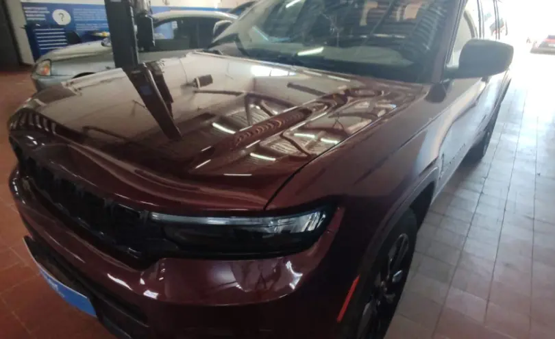 Jeep Grand Cherokee 2021 года за 21 000 000 тг. в Астана
