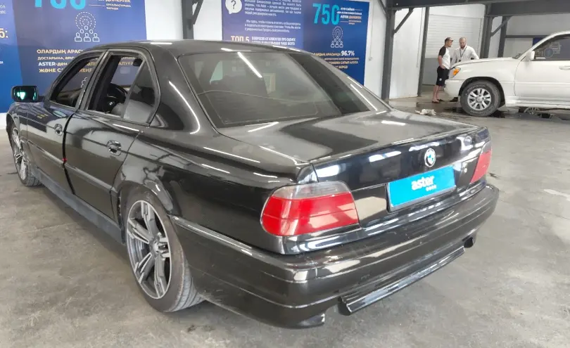 BMW 7 серии 1997 года за 2 500 000 тг. в Астана фото 4