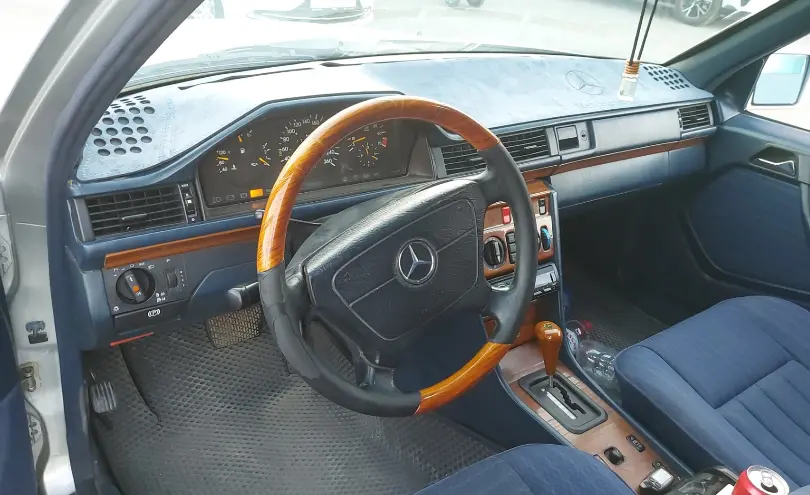 Mercedes-Benz E-Класс 1994 года за 3 500 000 тг. в Шымкент фото 5