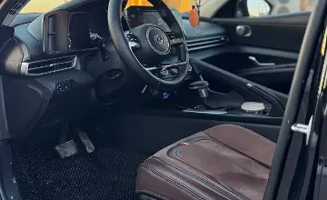 Hyundai Elantra 2021 года за 8 000 000 тг. в Астана