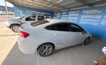 Chevrolet Cruze 2018 года за 5 900 000 тг. в Алматы фото 4
