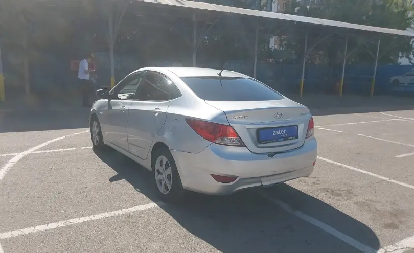 Hyundai Accent 2014 года за 4 100 000 тг. в Алматы фото 4