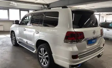 Toyota Land Cruiser 2014 года за 24 000 000 тг. в Астана фото 4