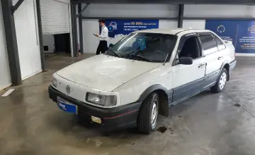 Volkswagen Passat 1988 года за 1 500 000 тг. в Астана фото 1