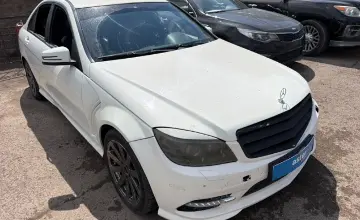 Mercedes-Benz C-Класс 2010 года за 3 500 000 тг. в Астана фото 3