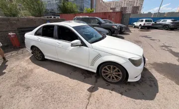 Mercedes-Benz C-Класс 2010 года за 3 500 000 тг. в Астана фото 4