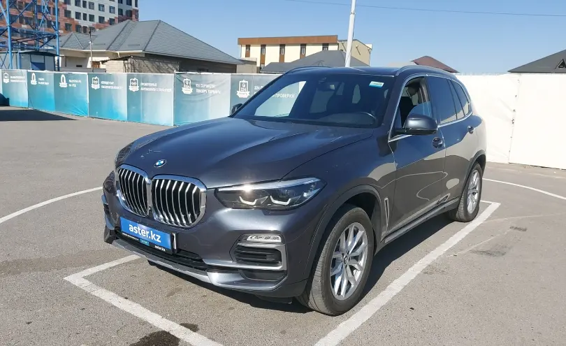 BMW X5 2018 года за 24 000 000 тг. в Шымкент