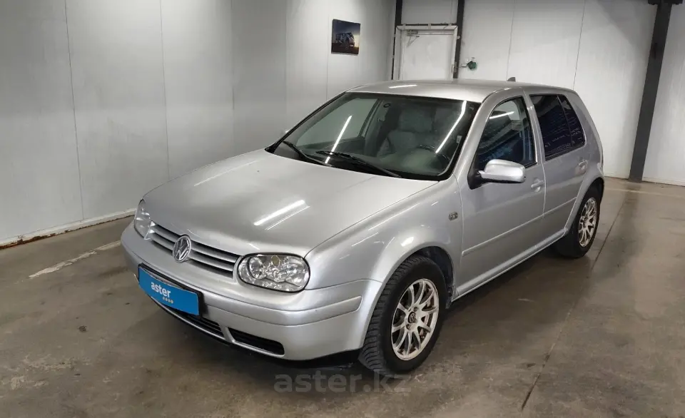 Volkswagen Golf 1999 года за 2 800 000 тг. в Астана