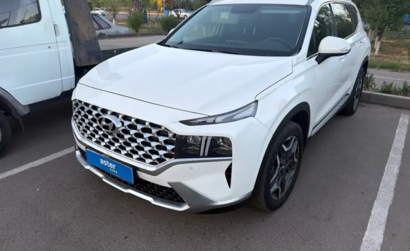 Hyundai Santa Fe 2023 года за 15 500 000 тг. в Астана