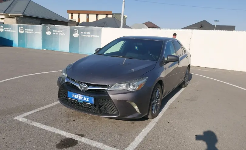 Toyota Camry 2017 года за 9 500 000 тг. в Шымкент