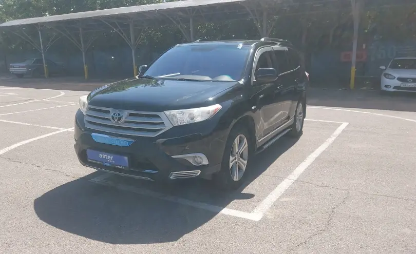 Toyota Highlander 2014 года за 10 000 000 тг. в Алматы
