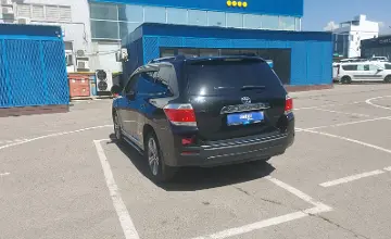 Toyota Highlander 2014 года за 10 000 000 тг. в Алматы фото 4