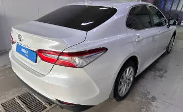Toyota Camry 2021 года за 13 000 000 тг. в Павлодар