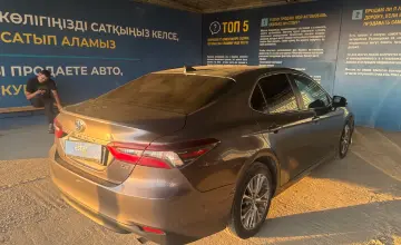 Toyota Camry 2022 года за 12 500 000 тг. в Алматы