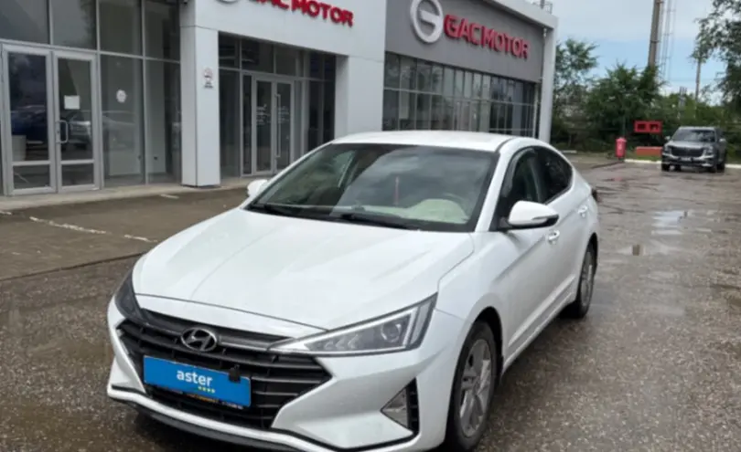 Hyundai Elantra 2019 года за 7 000 000 тг. в Актобе