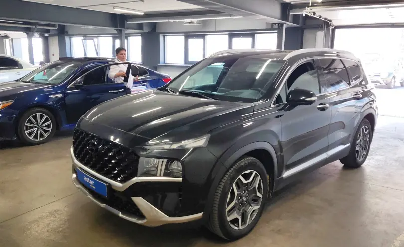 Hyundai Santa Fe 2023 года за 17 000 000 тг. в Астана