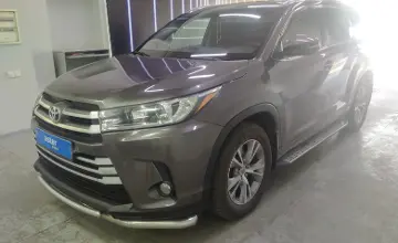 Toyota Highlander 2015 года за 14 000 000 тг. в Павлодар фото 1