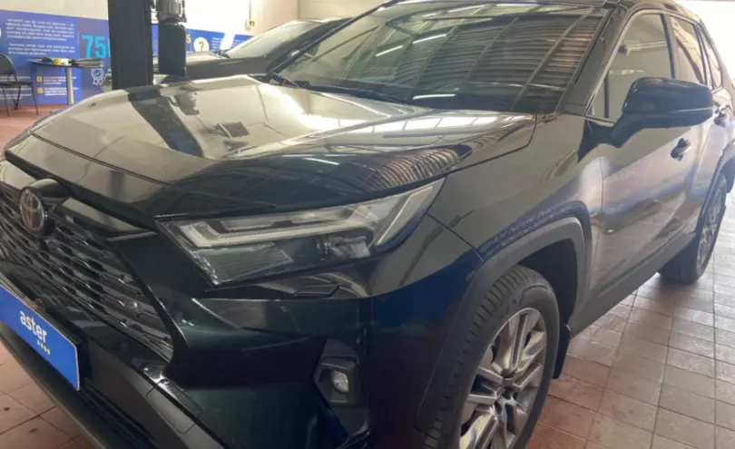 Toyota RAV4 2025 года за 20 000 000 тг. в Астана