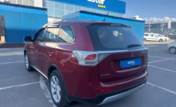Mitsubishi Outlander 2014 года за 5 700 000 тг. в Алматы фото 4
