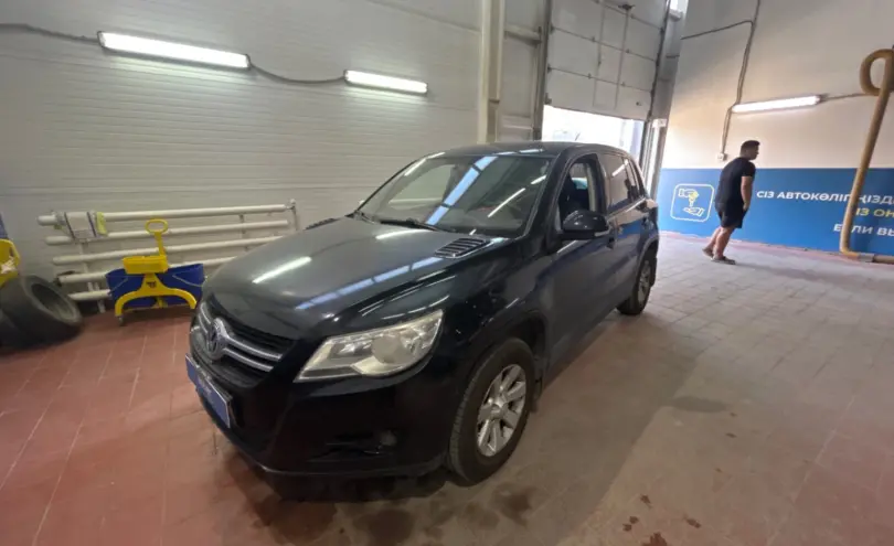 Volkswagen Tiguan 2009 года за 3 600 000 тг. в Астана