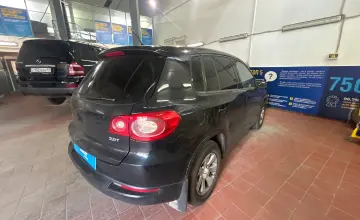 Volkswagen Tiguan 2009 года за 3 600 000 тг. в Астана