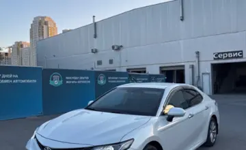 Toyota Camry 2019 года за 14 000 000 тг. в Шымкент фото 1