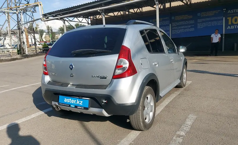 Renault Sandero 2013 года за 2 700 000 тг. в Алматы фото 3