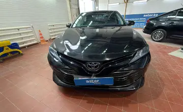 Toyota Camry 2018 года за 10 000 000 тг. в Астана фото 2